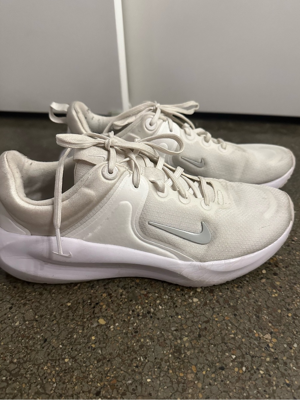 Women’s Nike White Training Sneakers